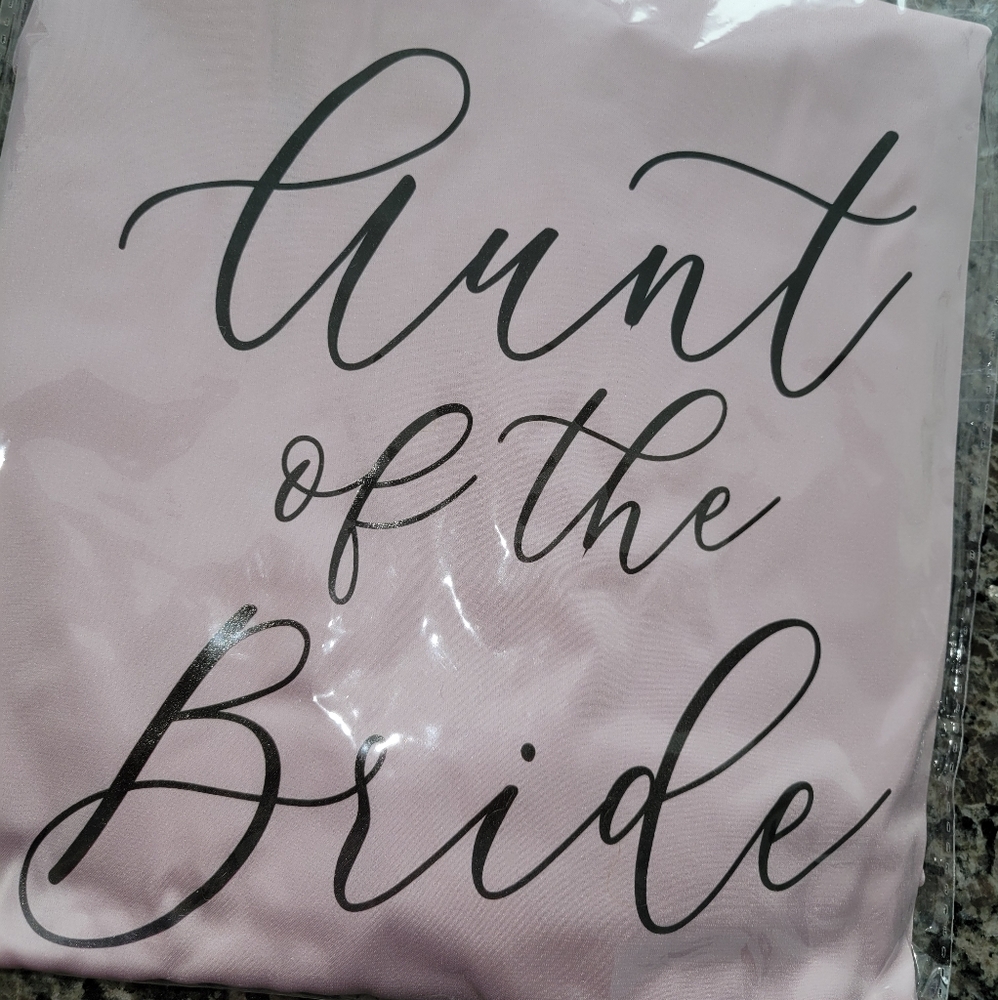 NWOT Aunt of the Bride robe